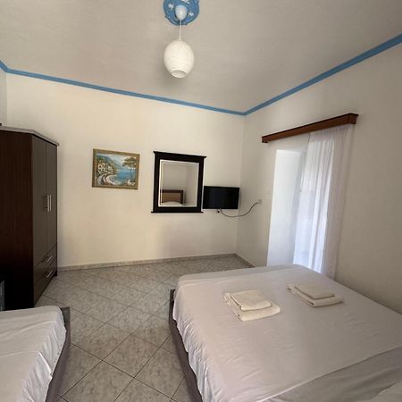 Apartment Angela Ксамил Екстериор снимка