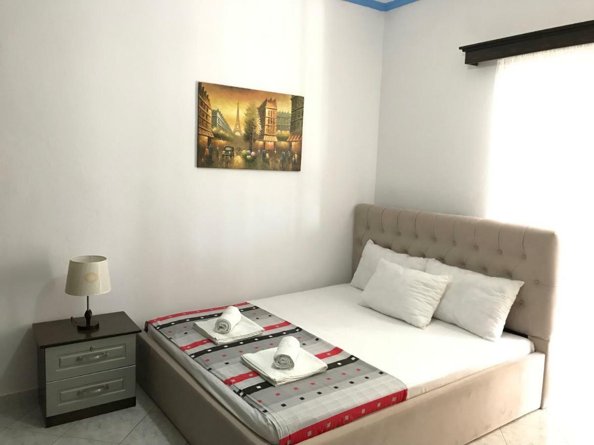 Apartment Angela Ксамил Екстериор снимка